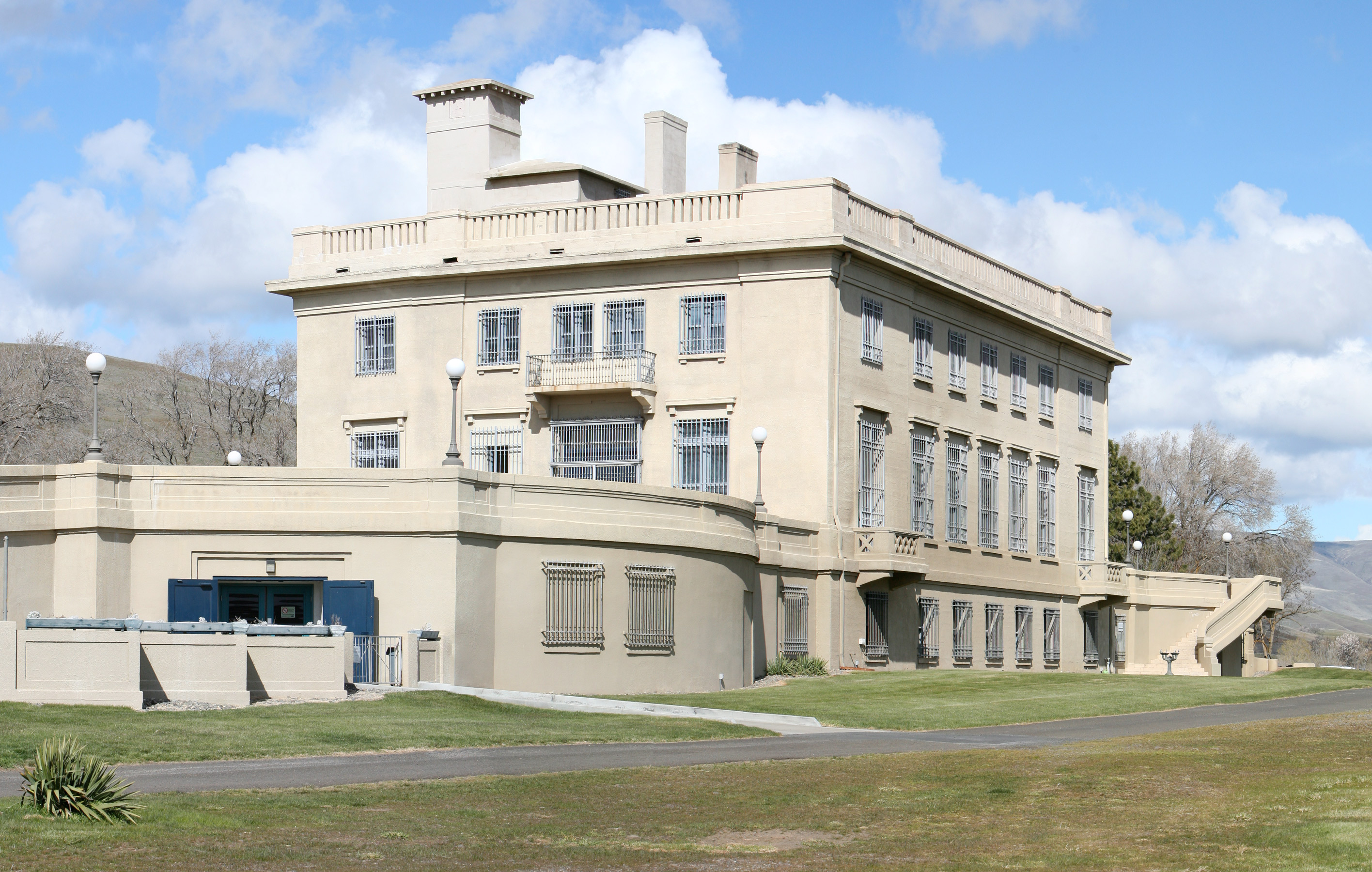 The Maryhill mansion