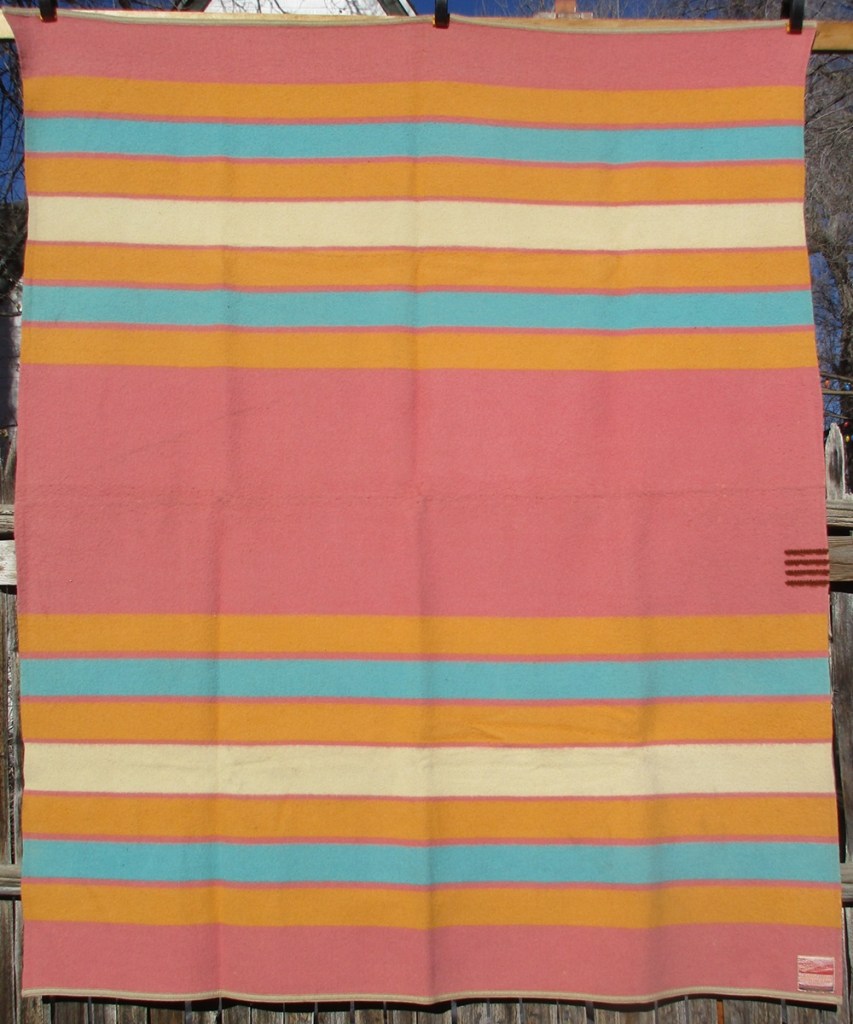 Rose Grand Canyon blanket