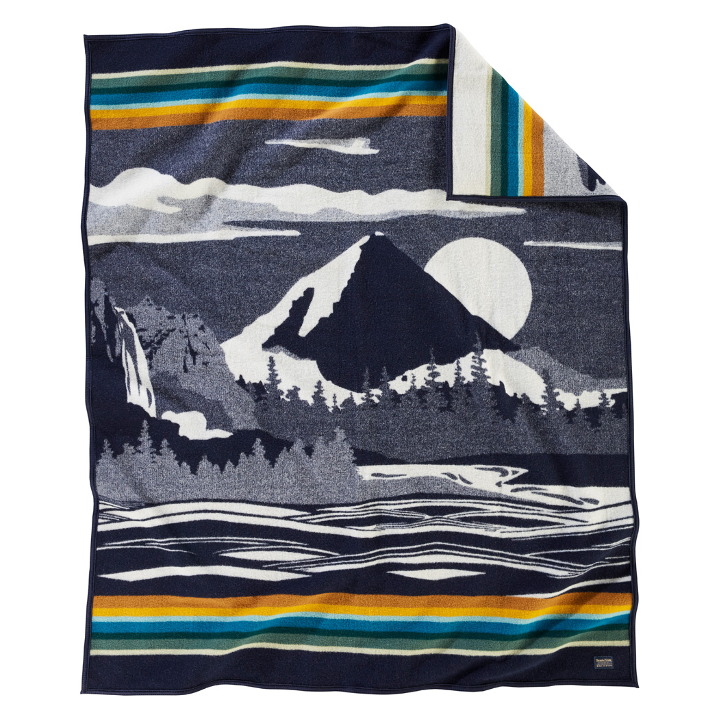 Pendleton "Pacific Wonderland" blanket