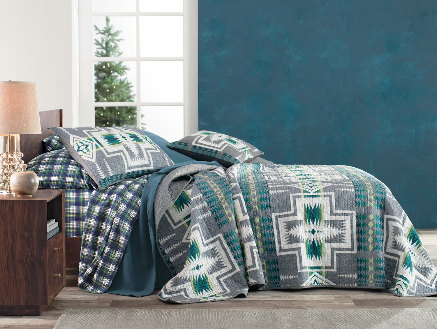 Harding coverlet set